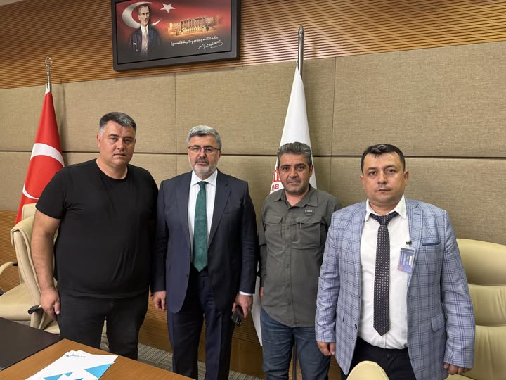 Meclis'te Ak Parti'li Özkaya'yı Ziyaret Eden Basın Mensupları