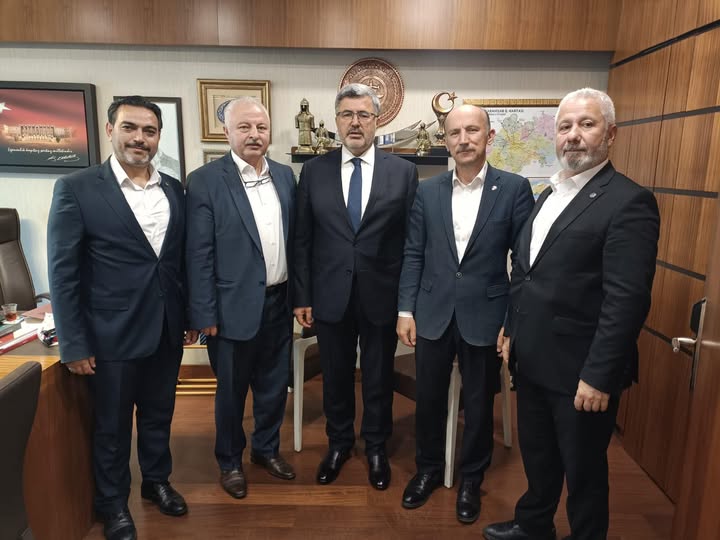 Ak Parti Milletvekili Özkaya, Sendika Başkanlarıyla Bir Araya Geldi