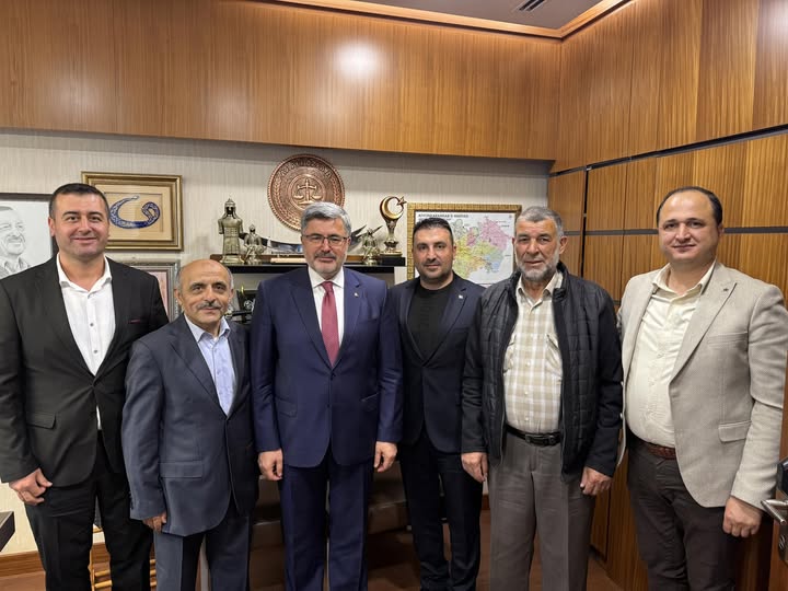Afyonkarahisar'dan Ankara'ya Ziyaret: Vekil Özkaya'dan Hemşehrilerine Destek