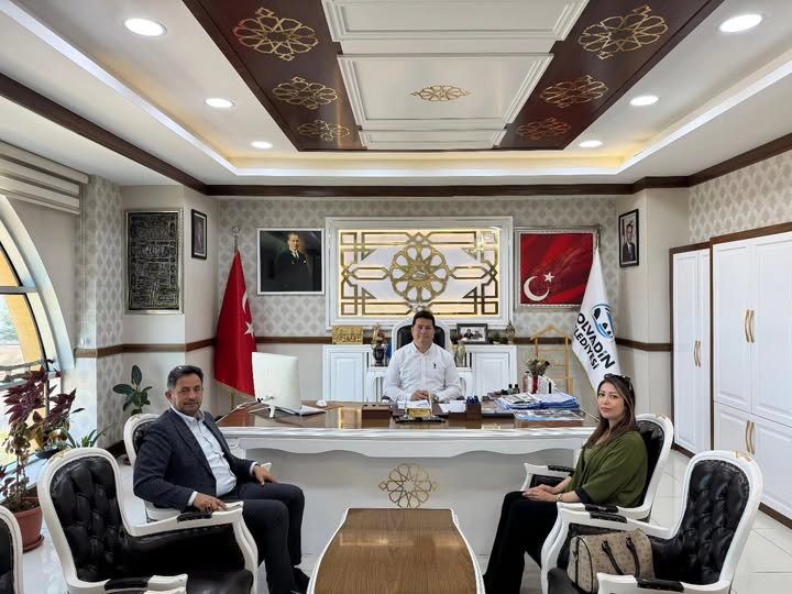 Bolvadin Belediye Başkanı Aynacı'ya Hastane Ziyareti