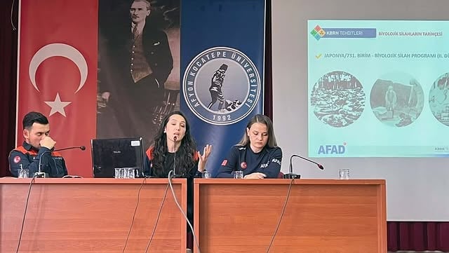 Afyon Kocatepe Üniversitesi Personeline KBRN Farkındalık Eğitimi Verildi
