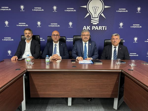 AK Parti Milletvekili Yurdunuseven Kayseri Teşkilatlarıyla İstişare Toplantısı Düzenledi