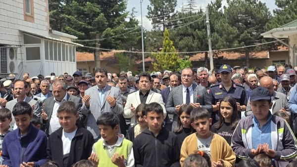 Bolvadin'de Kemerkaya'da Yoğun Katılımlı Yağmur Duası