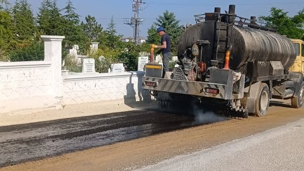 Bolvadin Asri Mezarlığı'nda Yol Çalışması Başladı