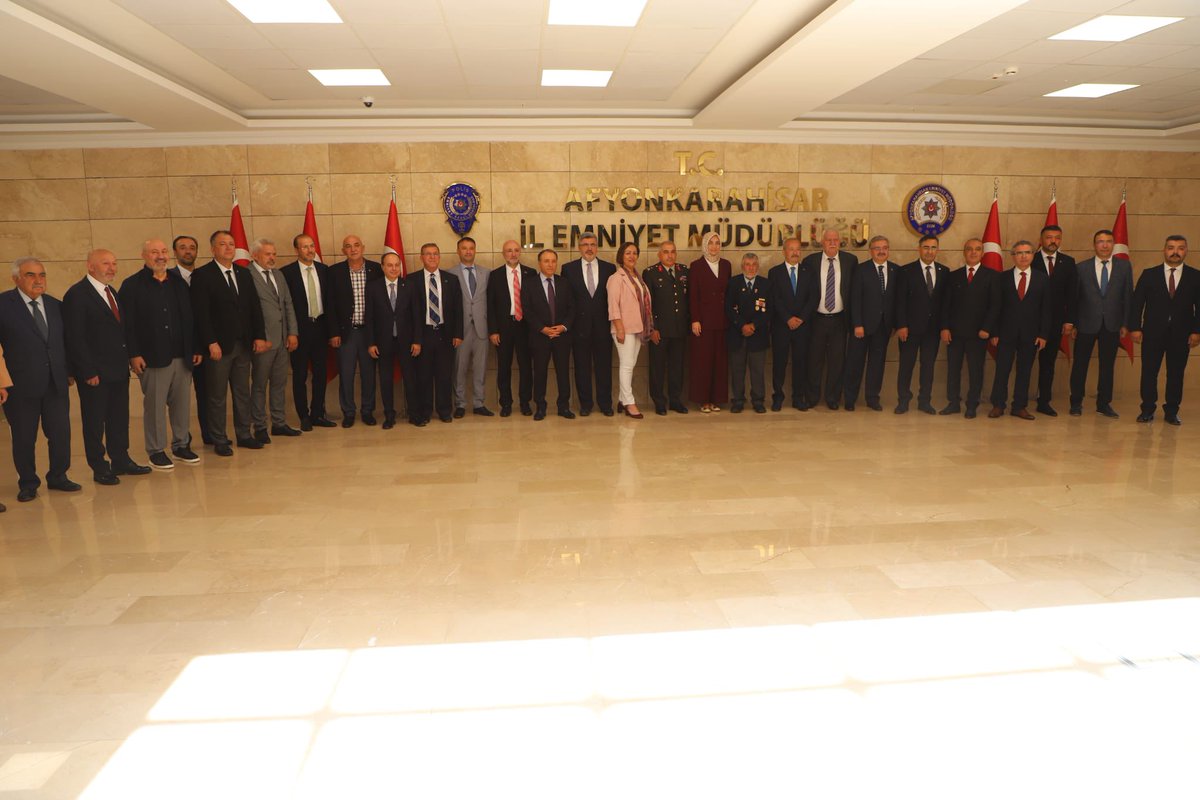 Afyonkarahisar'da Emniyet Teşkilatı Bayramlaşma Töreni Gerçekleşti