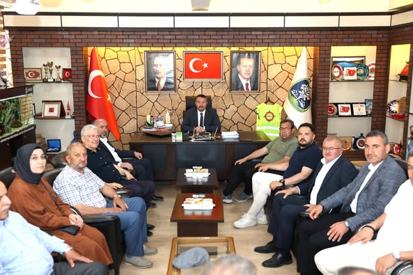 Sandıklı'da Bayram Coşkusu Meydanda Yaşandı