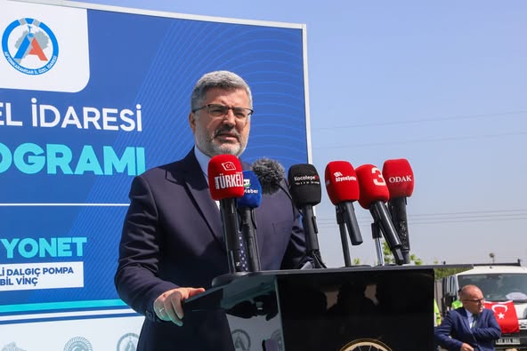 Afyonkarahisar İl Özel İdaresi'ne Yeni Hizmet Araçları Teslim Edildi