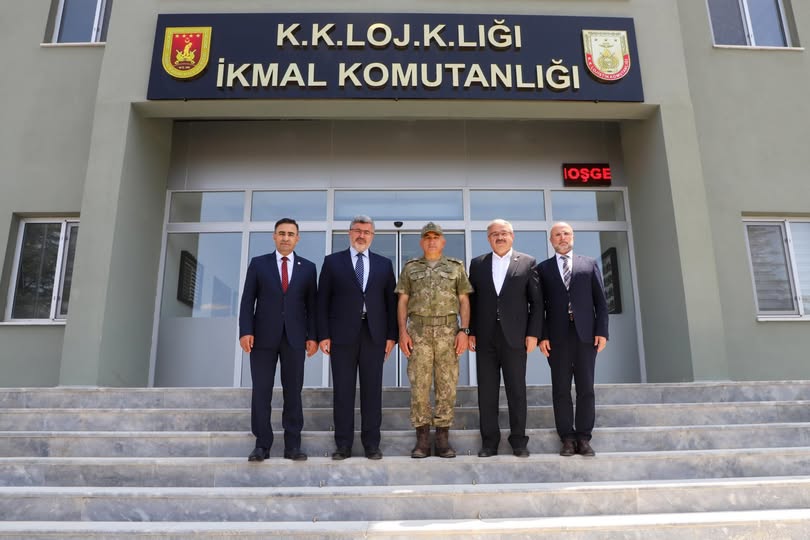 AK Partili Vekillerden Komutan Dağlı'ya Ziyaret