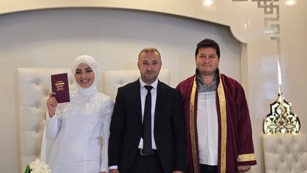 Bolvadin'de Nikah Töreninde Mutluluk Sağanağı
