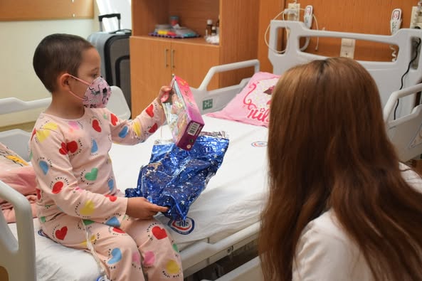 Afyonkarahisar'da Lösemili Çocuklara Moral Ziyareti