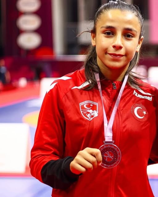 Afyonkarahisar'dan Avrupa'ya Güreş Madalyası