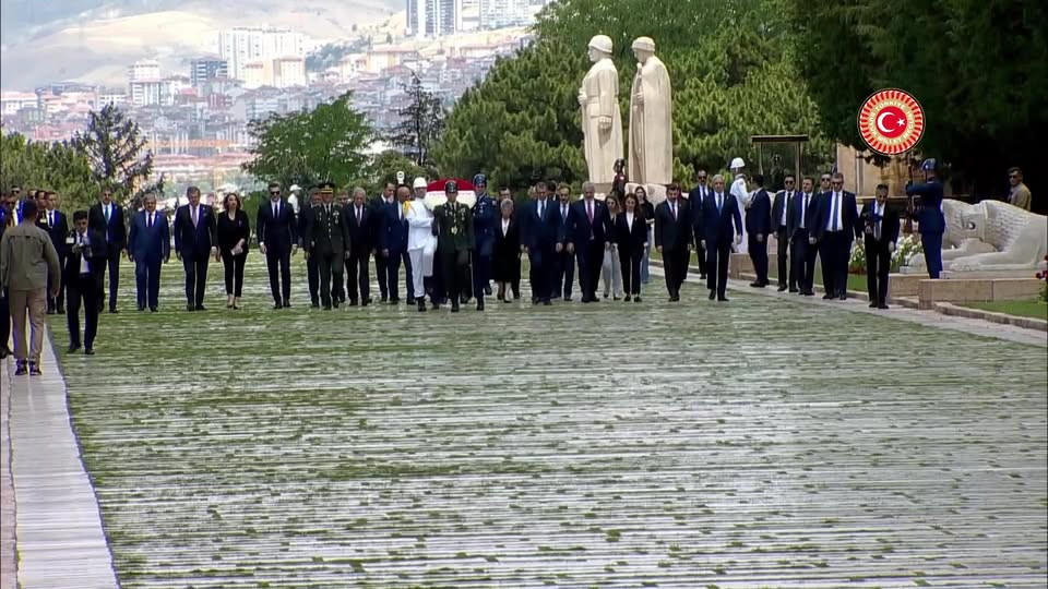 AK Parti Afyonkarahisar Milletvekili Yurdunuseven TBMM Başkanlık Divanı'nda