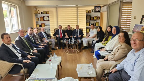 Afyonkarahisar'da Kocatepe Gazetesi'ne Şok Müdahale: Basın Özgürlüğü Tehdidi