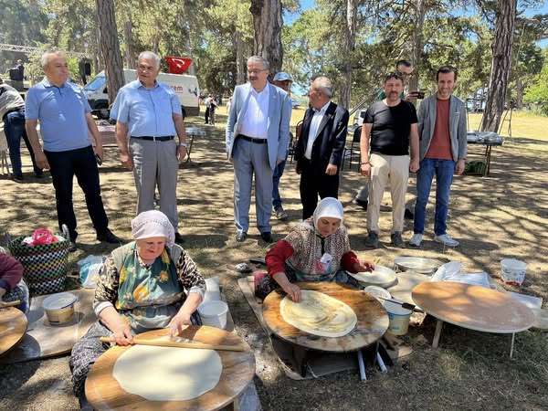 Afyonkarahisar'da Katmer Şenliği Coşkusu