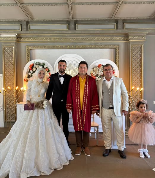 Bolvadin Belediye Başkanı Aynacı, Genç Çifte Nikah Kıyadı