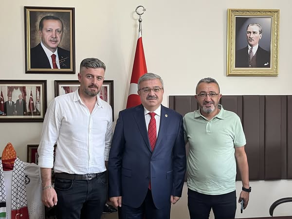 Ak Parti Afyonkarahisar Milletvekili Yurdunuseven, TBMM'de Hemşehrilerini Ağırladı