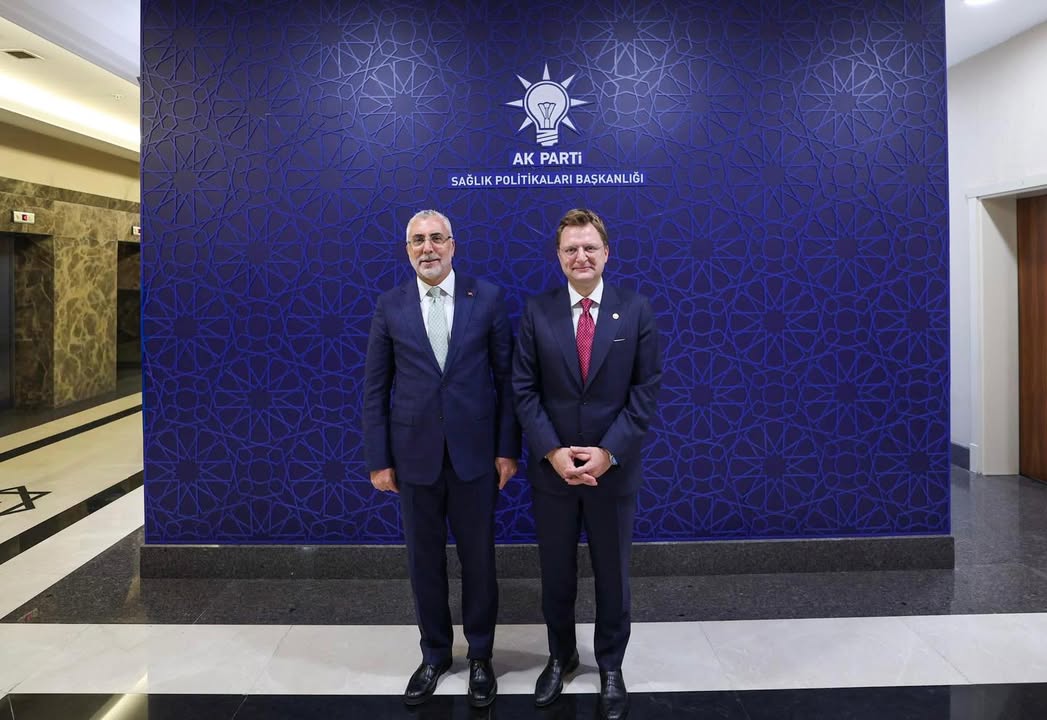 AK Parti Genel Başkan Yardımcımız, Sağlık Politikaları Başkanımız, İstanbul Milletvekilimiz Sayın Halit Yerebakan ile bir araya ...