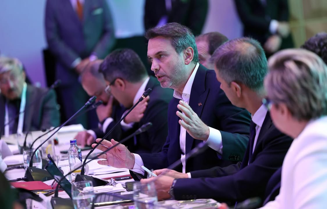 Photos from Alparslan Bayraktar's post