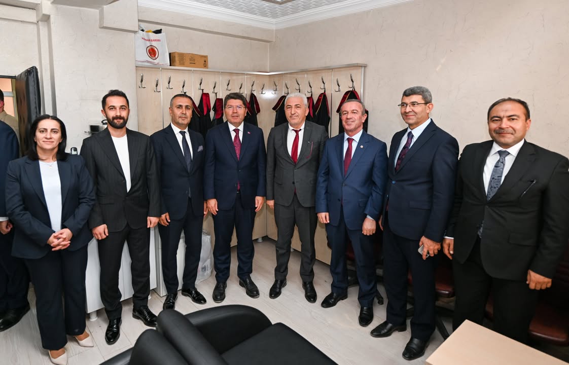 ???? Hakkâri Barosu