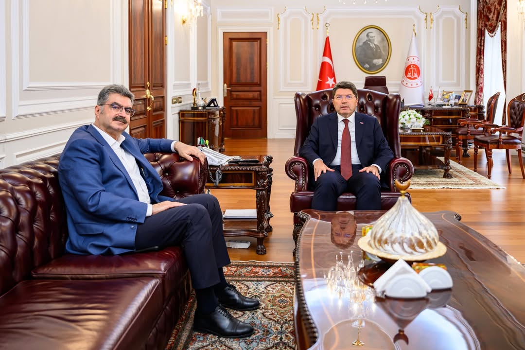 AK Parti #Konya Milletvekilimiz Orhan Erdem’le Bakanlığımızda bir araya geldik