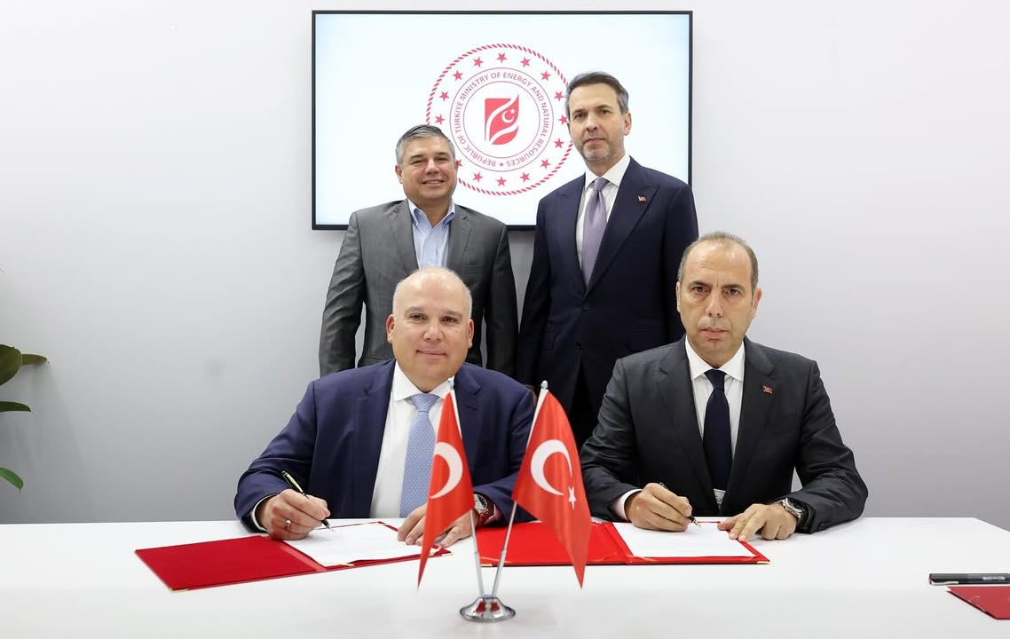 Photos from Alparslan Bayraktar's post