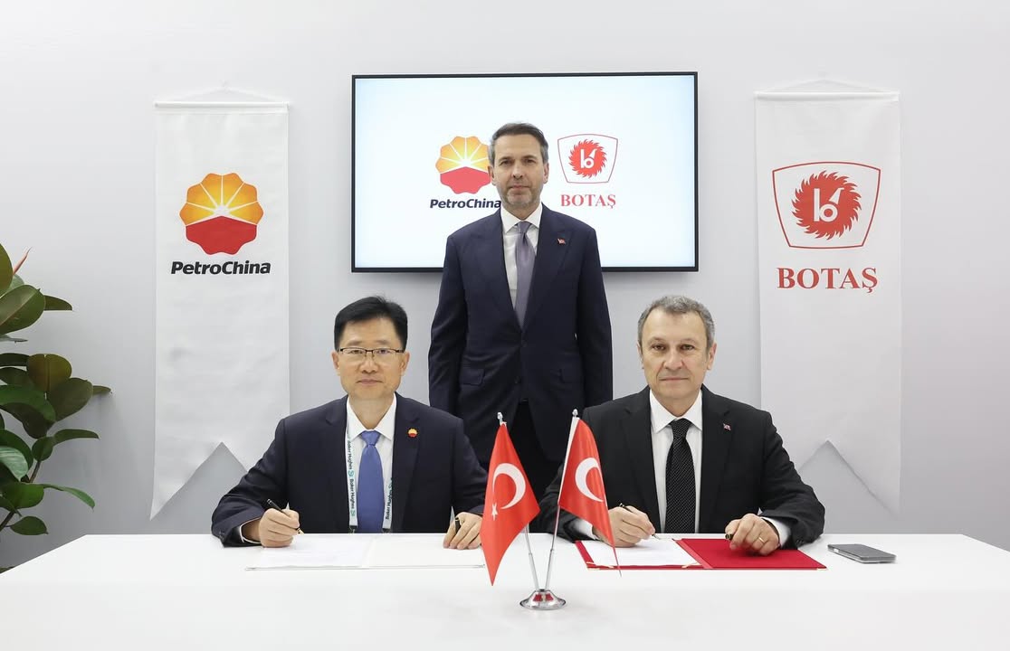 Photos from Alparslan Bayraktar's post