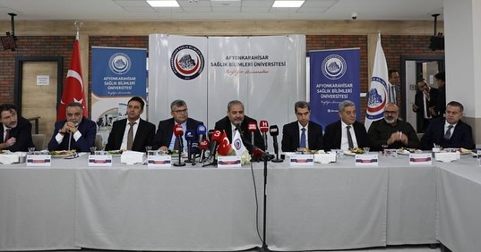 Afyonkarahisar Sağlık Bilimleri Üniversitesi Rektörü Prof. Dr. Aslan Basınla Buluştu