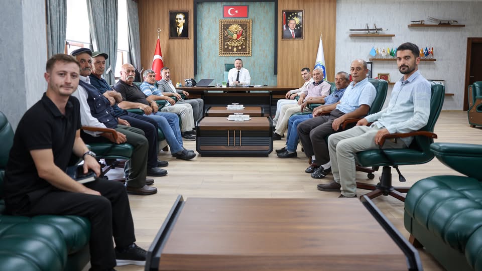 Sandıklı Belediye Başkanı Adnan Öztaş, Özburun Belediye Başkanı Bünyamin Özdemir'i Ağırladı