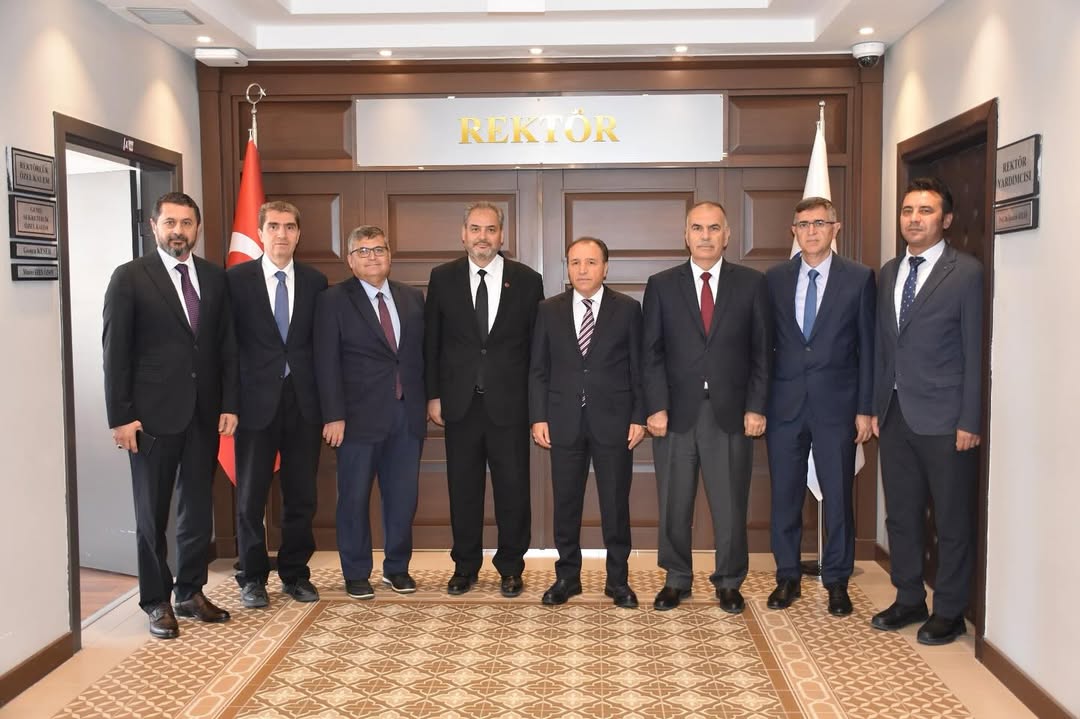 Afyonkarahisar Sağlık Bilimleri Üniversitesi Rektörünü Karşıladı