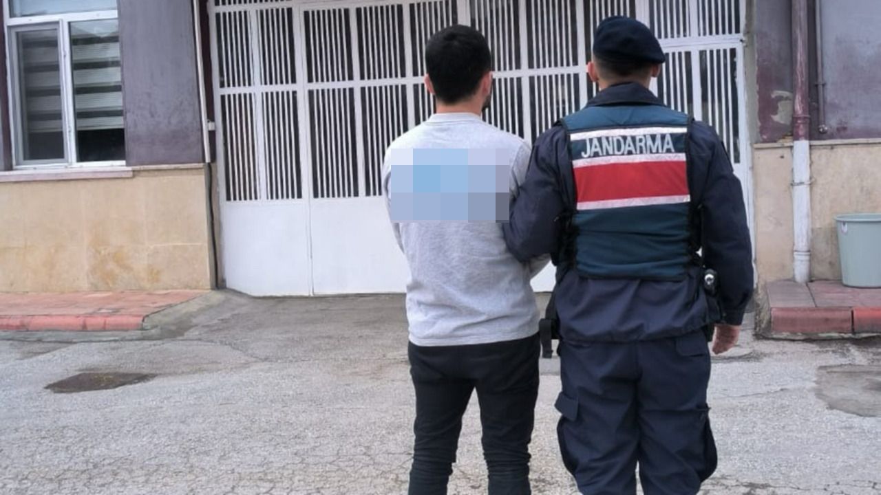 Afyonkarahisar’da 9 Yıl Hapis Cezası Bulunan Şahıs Yakalandı