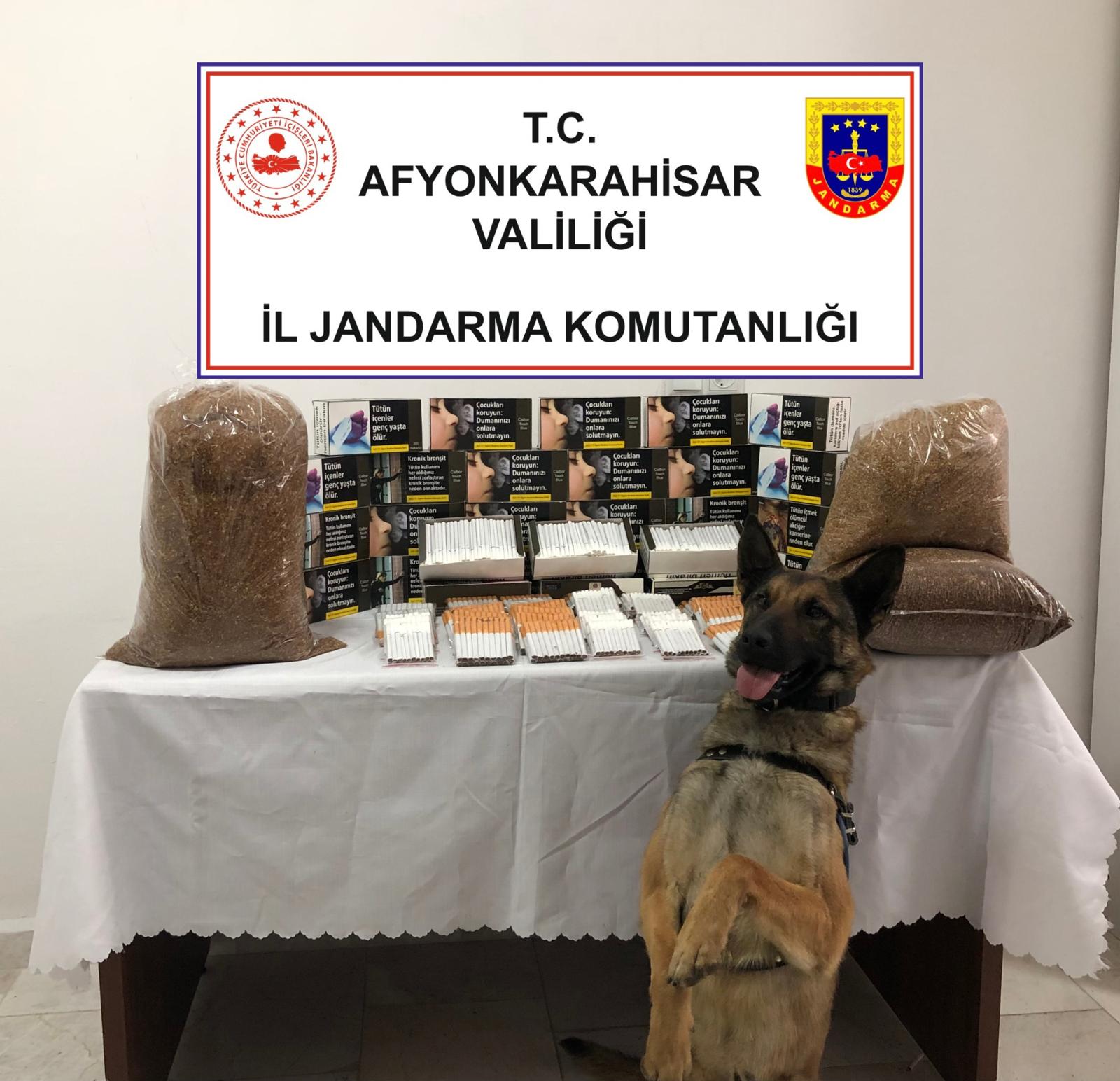 Afyonkarahisar'da Kaçak Tütün Operasyonu: Binlerce Makaron Ele Geçirildi