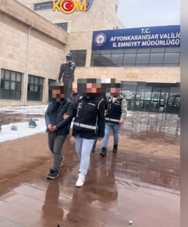 Dinar’da Rüşvet Operasyonu: Kamu Görevlisi ve Mekân Sahibi Tutuklandı