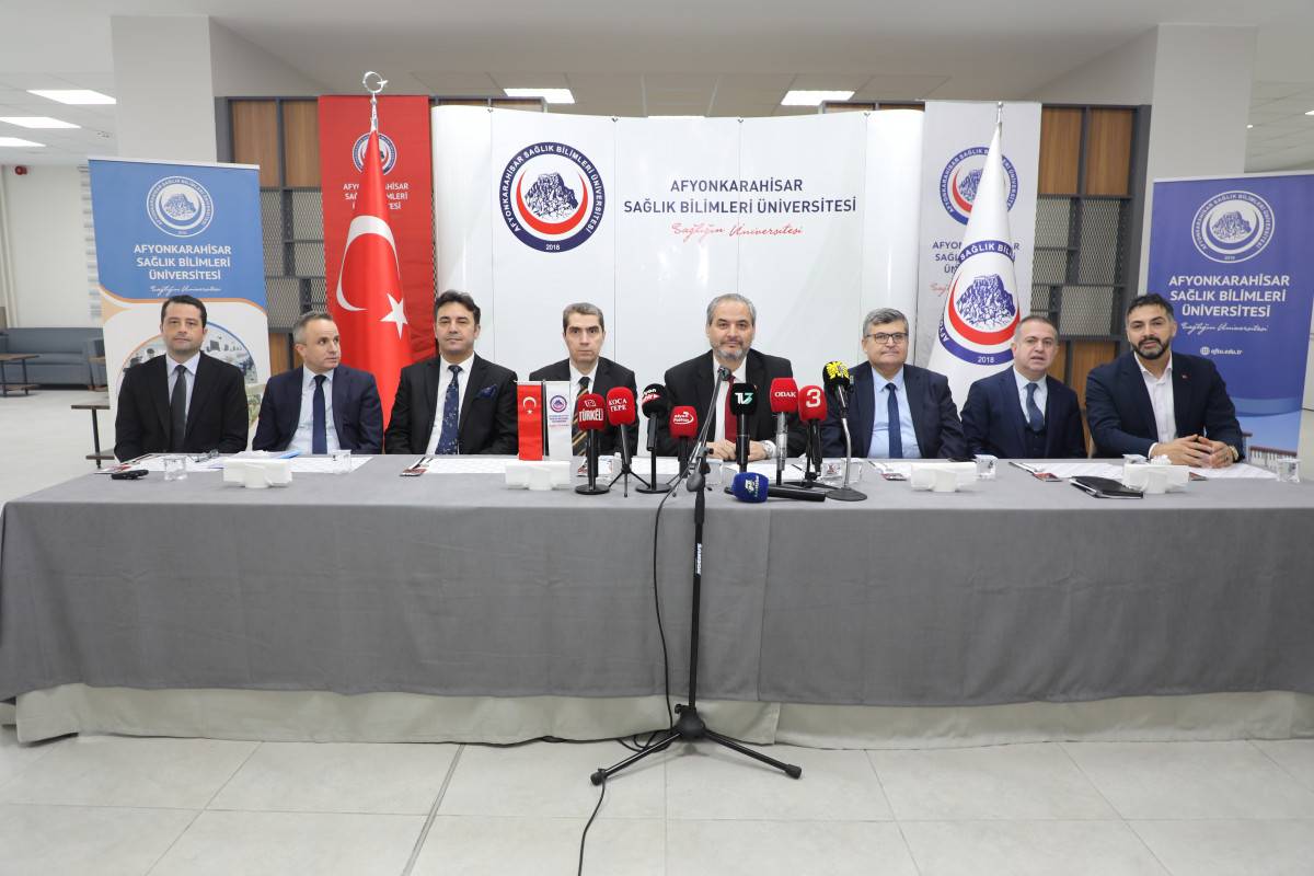 Gazeteciler AFSÜ’de Bir Araya Geldi