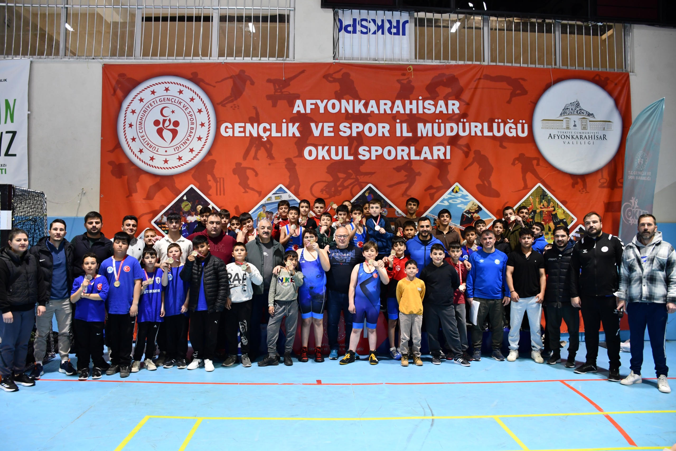 Küçükler Serbest ve Grekoromen Güreş Müsabakaları Sona Erdi - 1