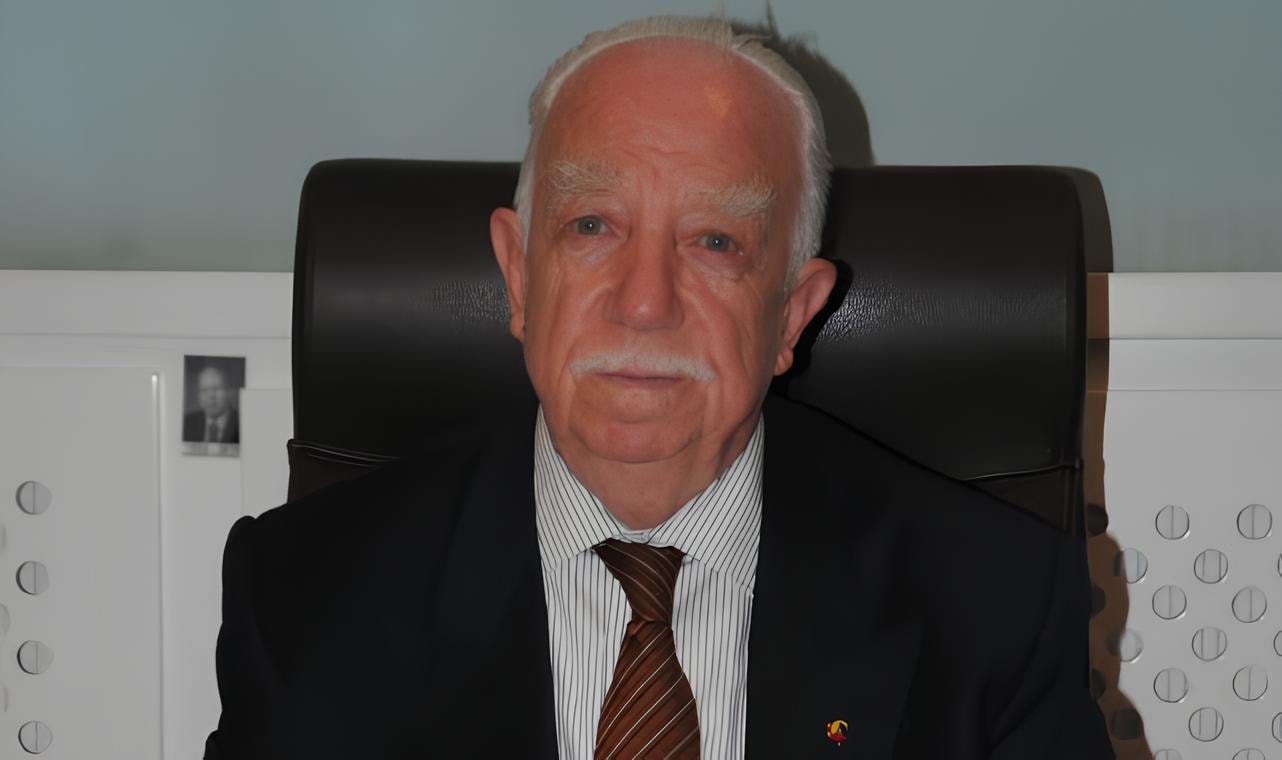 Afyonkarahisar Yaş Sebze Meyve Komisyoncuları Birliği'nde Güven Tazeleyen Başkan