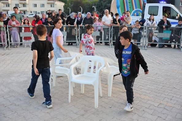 Sandıklı'da Hıdırellez Coşkusu: Sanatçılarla Unutulmaz Final
