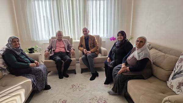Şehit Annesine Sürpriz Ziyaret: Unutulmayan Bir Vefa